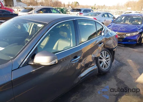 2016 Infiniti Q50 3.0T Premium z USA, uszkodzony, nr VIN JN1EV7APXGM303529